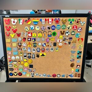 Unlisted $3 Disney Pins